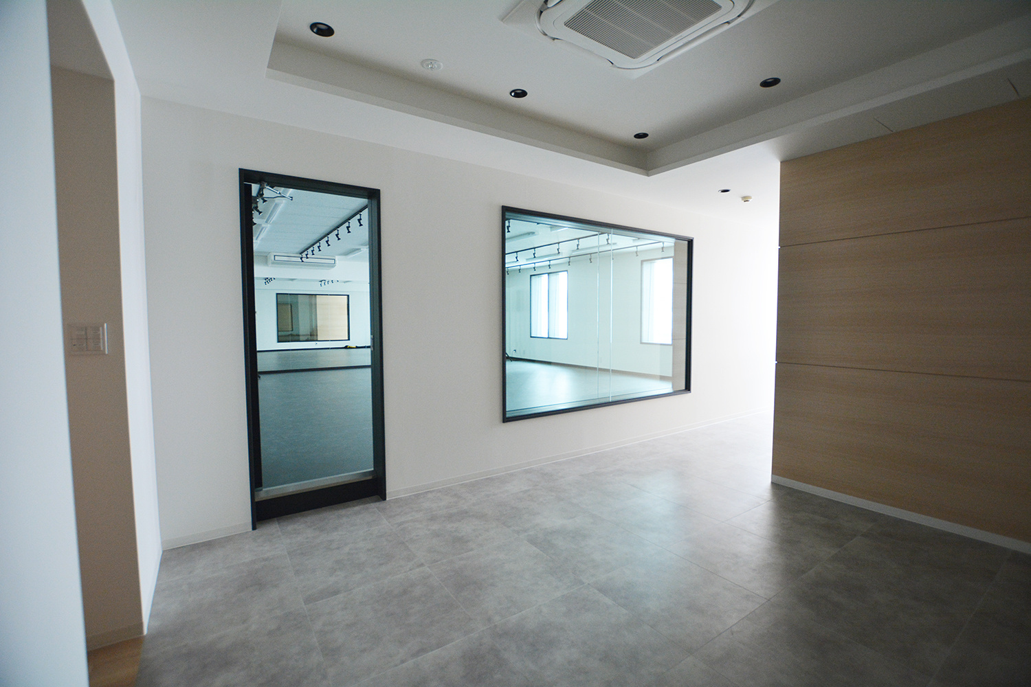 土浦駅前スタジオ｜ダンス貸しスタジオ